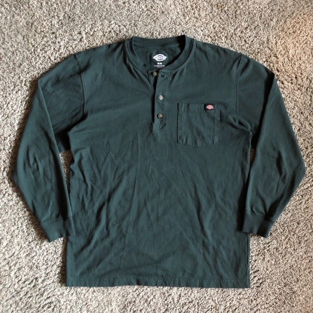 Y2K dickies tee shirt